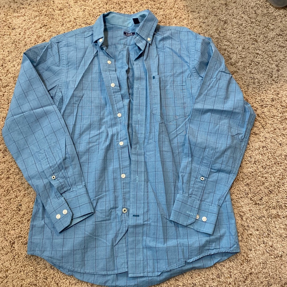Brand new (without tags) men’s Izod blue striped button down dress shirt